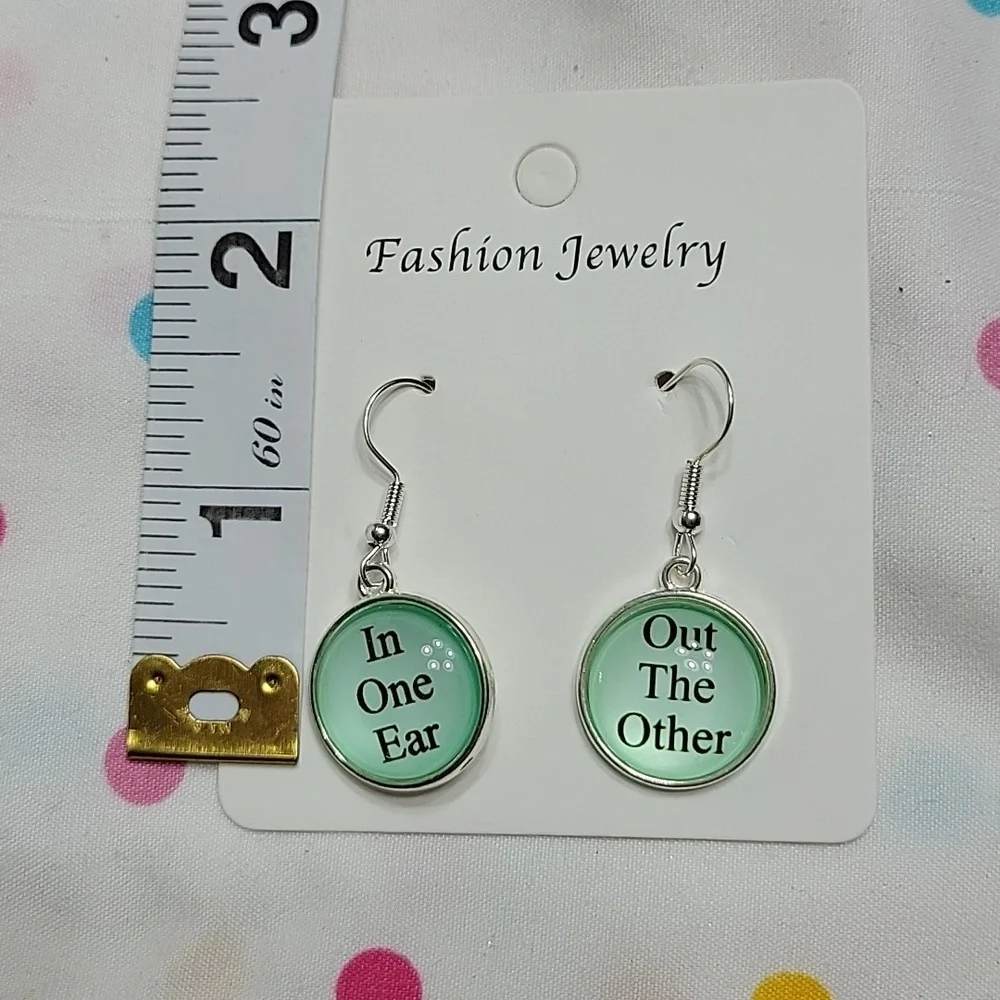 Fashion Jewelry Earrings - Picture 2 of 2